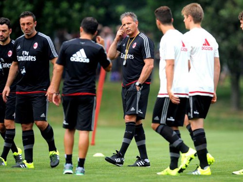 Sinisa Mihajlovic: “Bóng đá không phải ba lê”