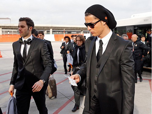 Ronaldo thuê xã hội đen đe dọa Á hậu Bumbum