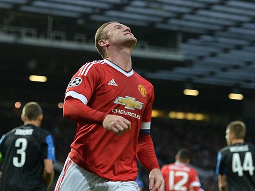 Rooney càng tồi, Van Gaal càng sướng