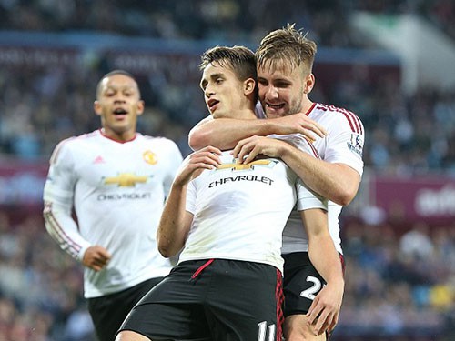 Adnan Januzaj: Tỏa sáng vẫn... nghe chửi