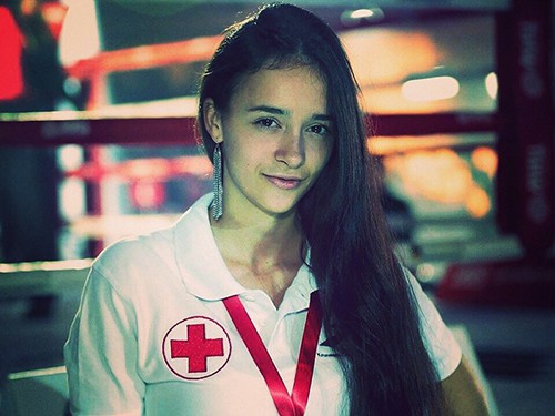 Nữ bác sĩ xinh đẹp Viktoryia Gameeva