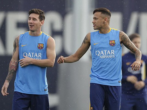 Barca giữ chân Neymar bằng HĐ khủng