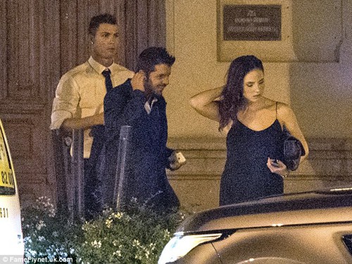 Ronaldo và nghi án “làm hại” fan nữ 