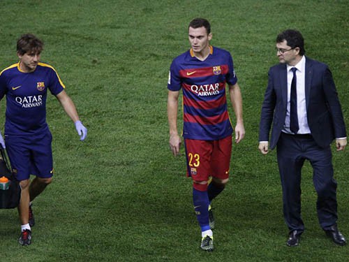 Vấn đề của Barca: Trọng tài và những tổn thất