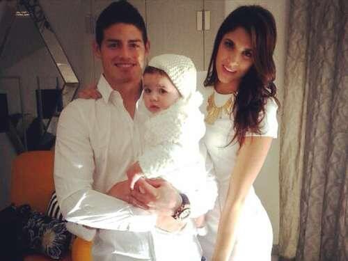 James Rodriguez: Chuyên gia “săn tình” online