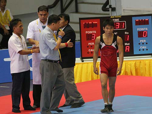 Môn vật Việt Nam: Nguy cơ thua vì... chuyên gia Việt 