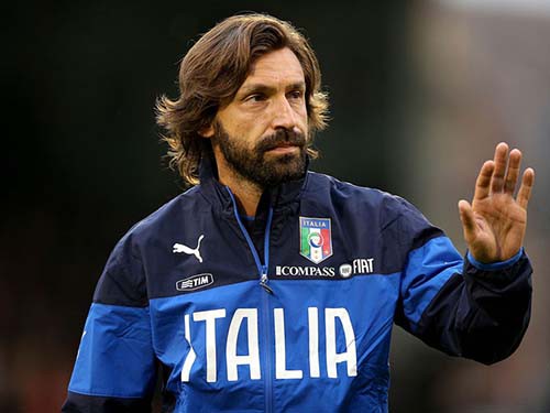 Italia bắt đầu học quên Pirlo