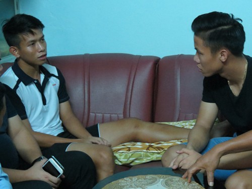 Xích lại gần nhau