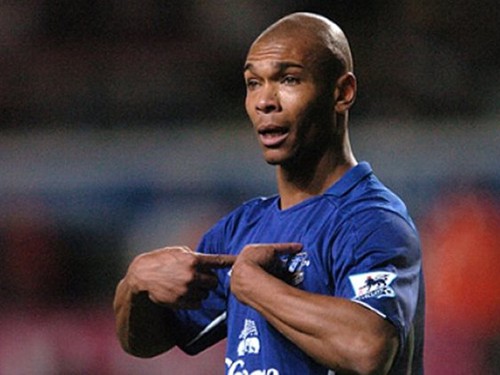 Tiền đạo Marcus Bent: Phê ma túy, ẩu đả và tấn công cảnh sát