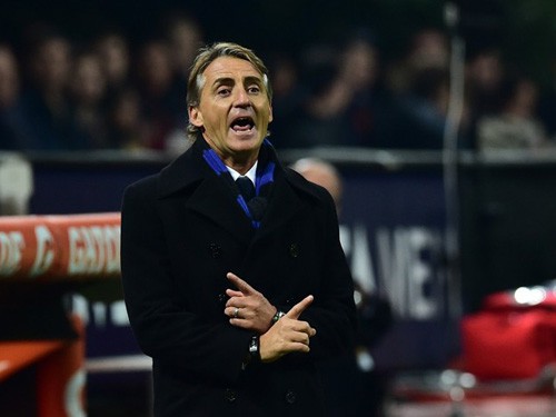 Roberto Mancini: “Inter không cần phải đá như Barca”