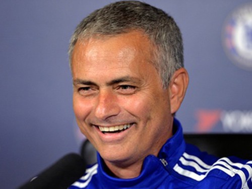 Mourinho sắp ra sách dù Chelsea đang khủng hoảng