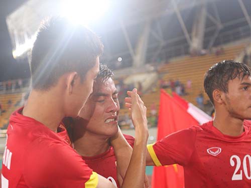 Việt Nam 0-6 Thái Lan: Khác biệt