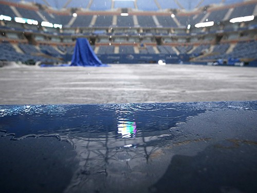 US Open có thể lỗ nặng vì mưa