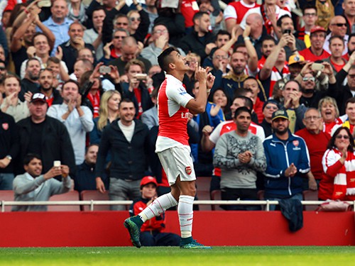 Arsenal 3-0 Man Utd: Dưới gót chân Sanchez