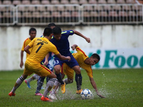 VL U.21 QG 2015 Cúp báo Thanh niên, bảng C: Bình Định giành vé vào VCK