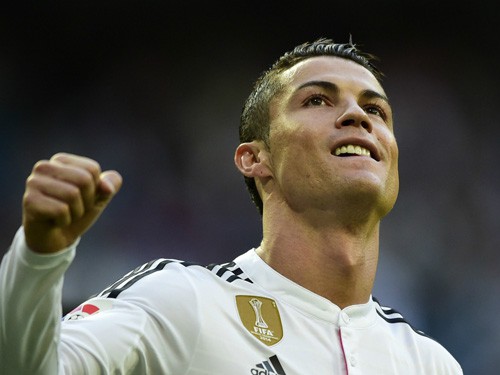 Cuộc đua tới Chiếc giày vàng: Ronaldo đã đánh bại Messi như thế nào?