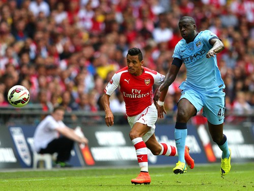 Robbie Savage: “Man City hoặc Arsenal sẽ vô địch Premier League”