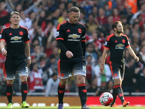 Man Utd nhận 3 bàn thua nhanh nhất lịch sử