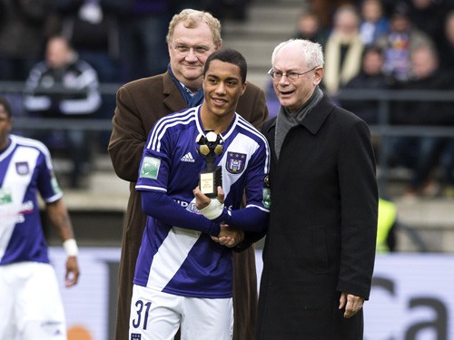 Man Utd và Chelsea “tranh nhau” Tielemans