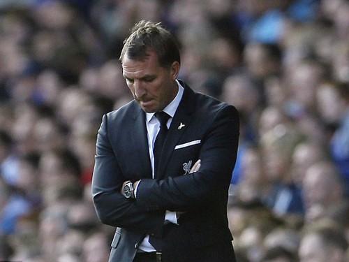 Ông chủ Liverpool dùng điện thoại đuổi việc Brendan Rodgers