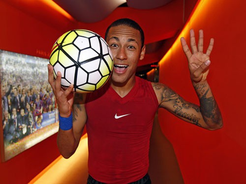 Neymar: 4 bàn chưa phải là nhất