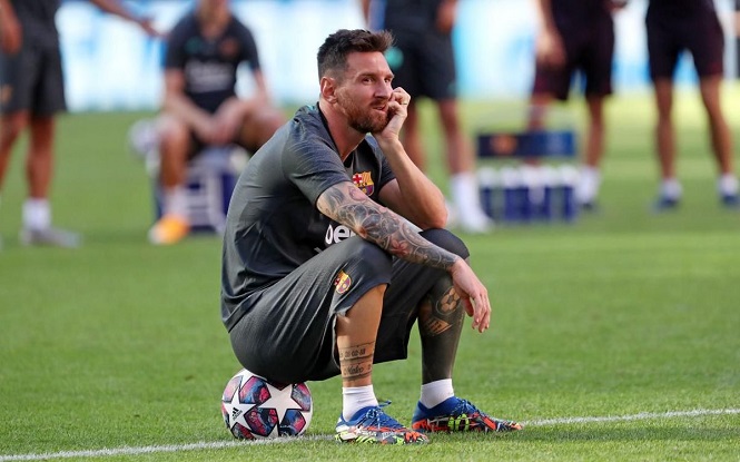 Messi bị đối thủ đầu tiên “gây hấn” dù chưa chuyển đến PSG