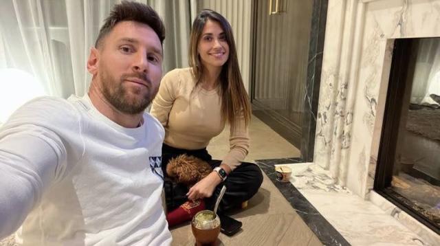 Messi sẽ không thể trở lại Barca vì thỏa thuận với vợ?