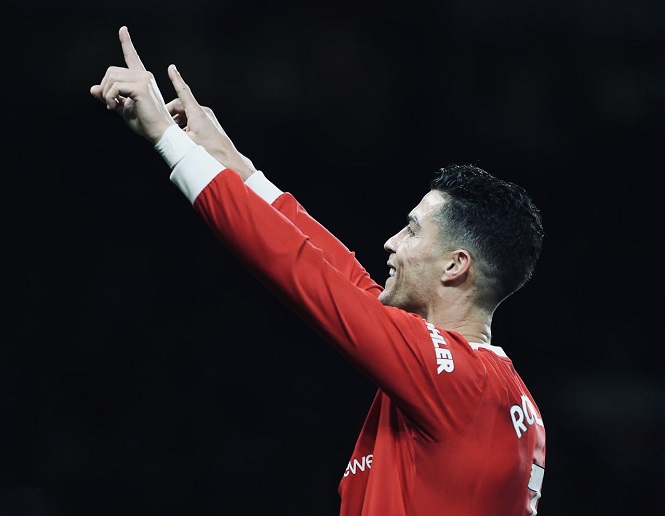 Ronaldo lọt vào Top 14 cầu thủ ghi nhiều bàn nhất của MU