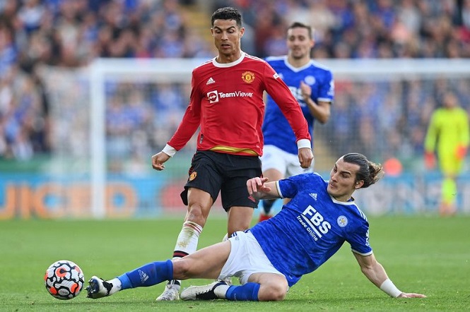 HLV Leicester tiết lộ cách ngăn chặn Ronaldo trong trận thắng MU