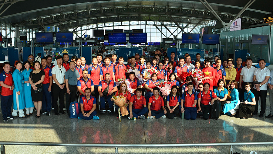 Đội tuyển điền kinh và đoàn Việt Nam sang Campuchia chinh phục ASEAN PARA Games 2023