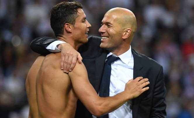 Zidane đặt ra điều kiện về Cristiano Ronaldo nếu đến PSG
