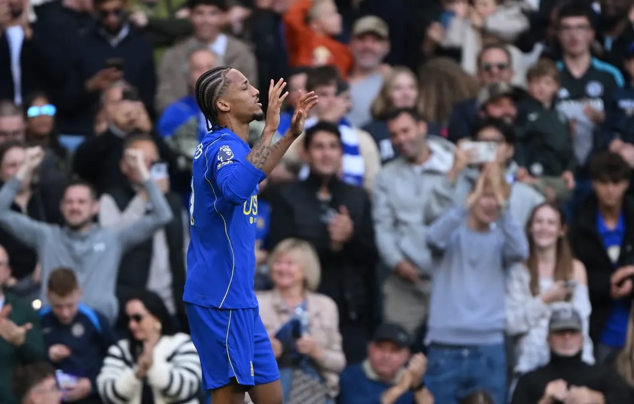 Joao Pedro đã khởi đầu mùa giải rất ấn tượng cho Chelsea nhưng lại bị chấn thương cản trở (Ảnh: Getty)