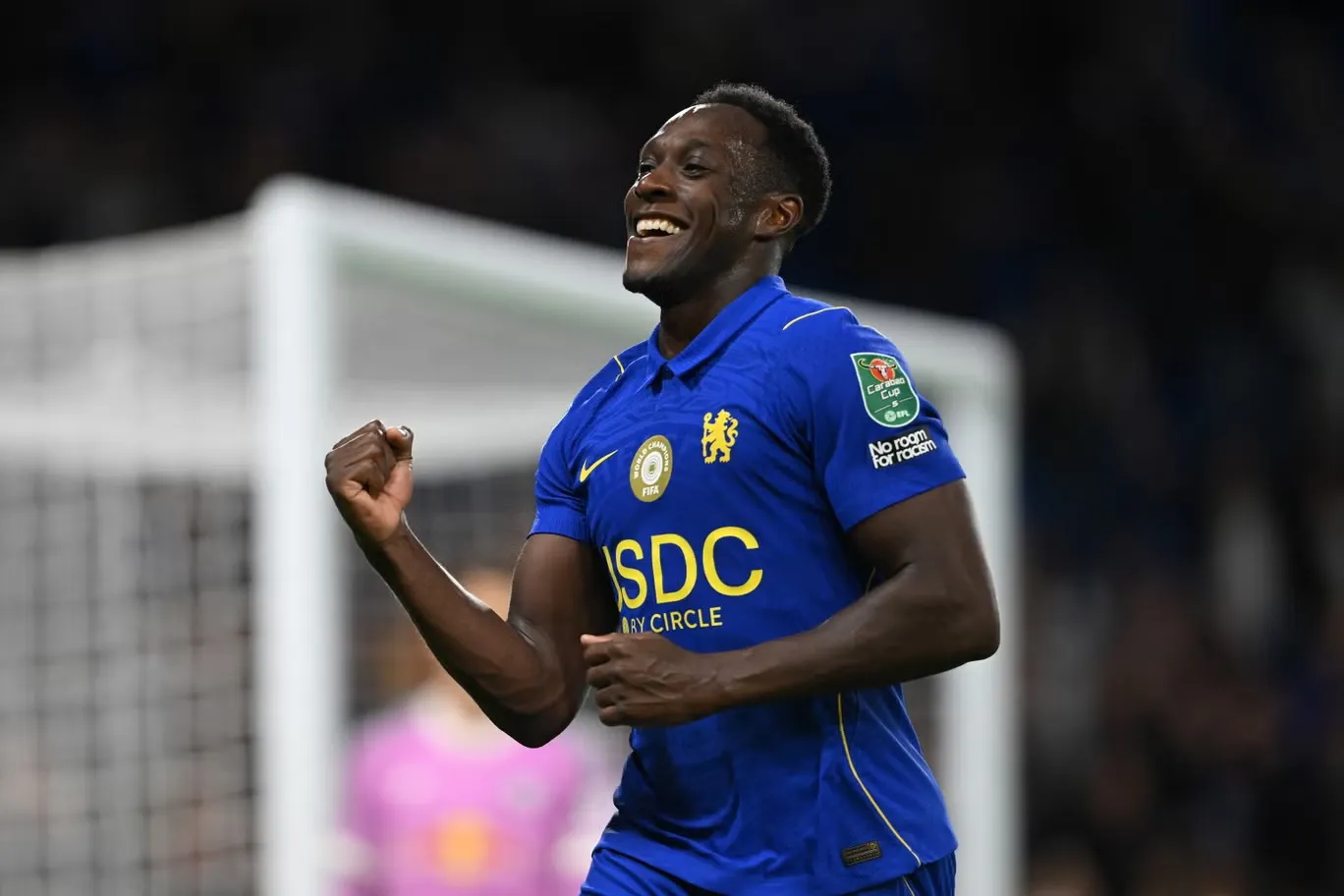 Danny Welbeck đã ghi 3 bàn thắng ở Carabao Cup mùa này (Ảnh: Getty)