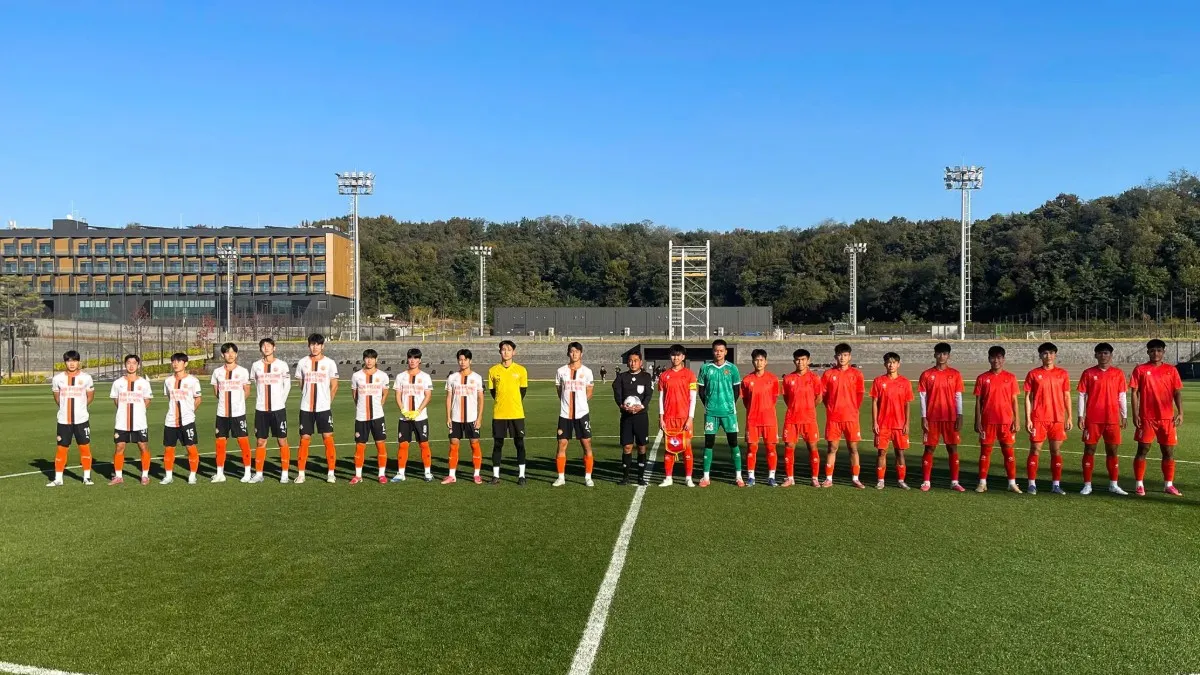 U17 Việt Nam thắng đội bóng trung học Hàn Quốc trước thềm World Cup