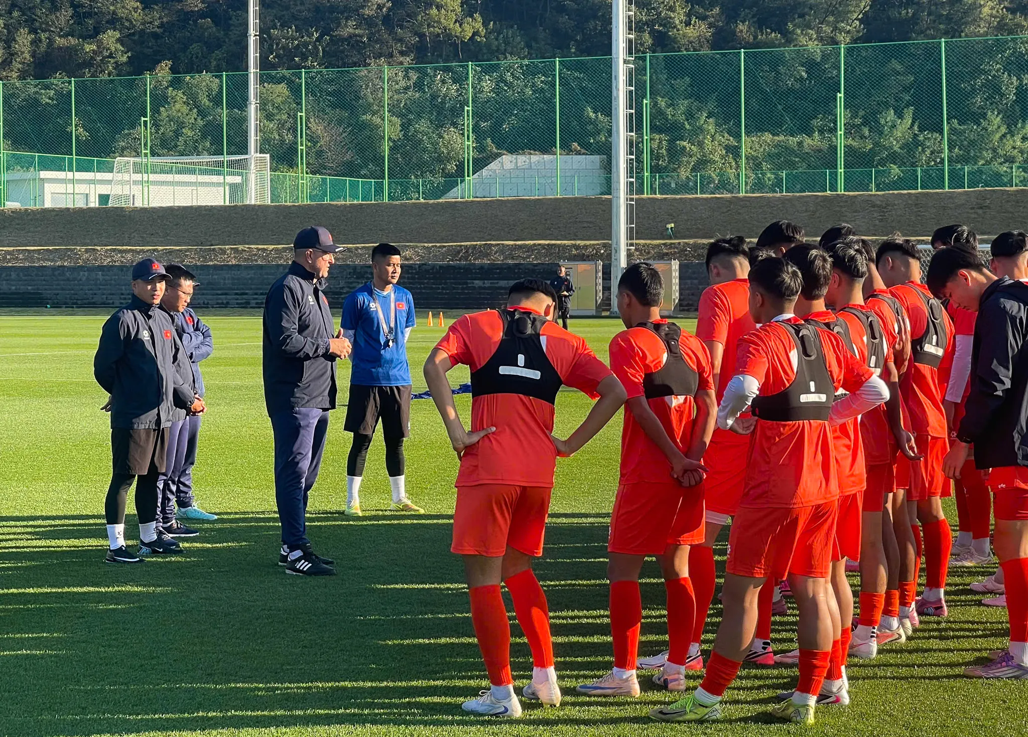 U17 Việt Nam còn một trận đấu trước ngày chia tay chuyến tập huấn ở Hàn Quốc. Ảnh: VFF