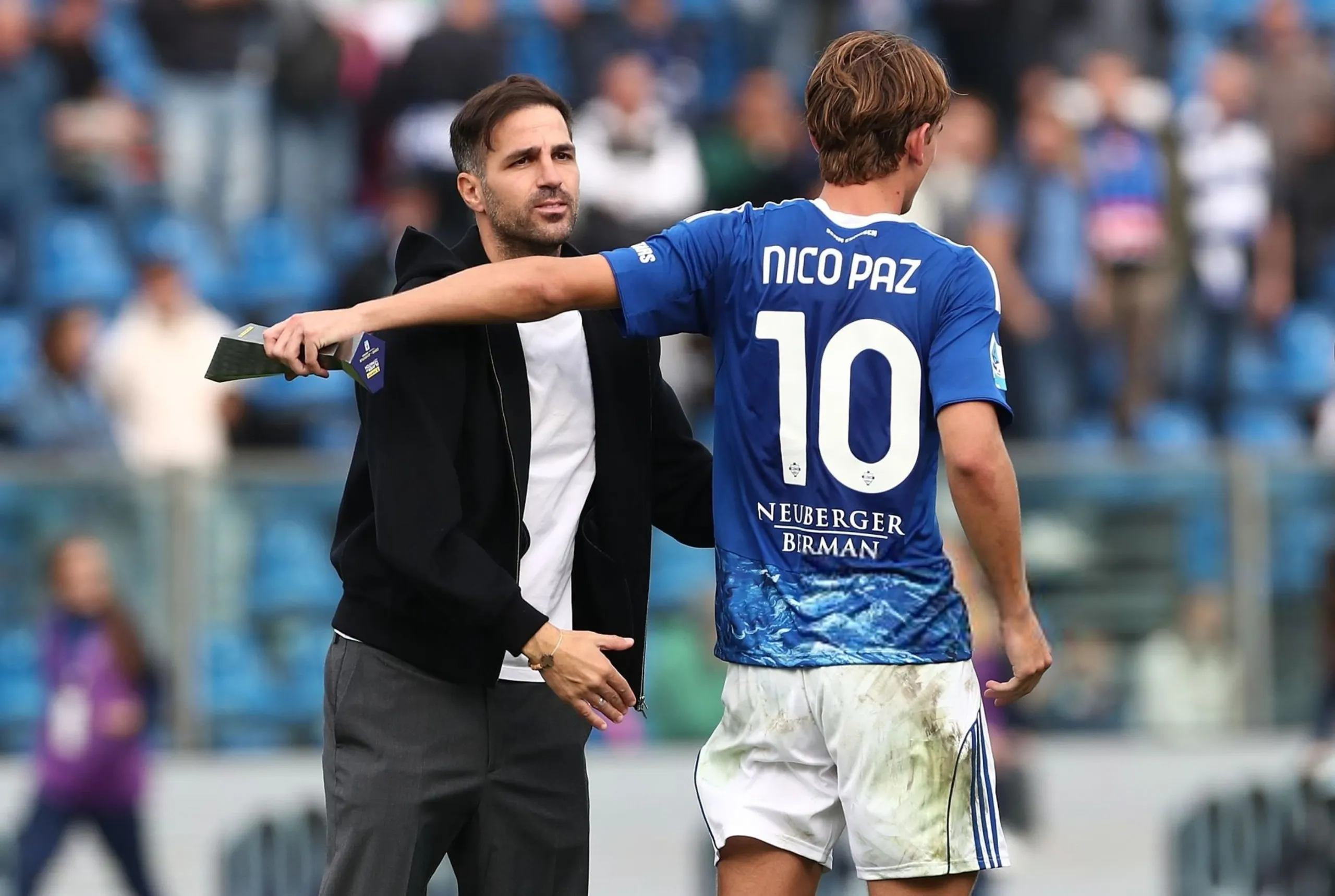 Nico Paz là nhân tố vô cùng quan trọng trong lối chơi của HLV Fabregas tại Como (Ảnh: Eurosport)