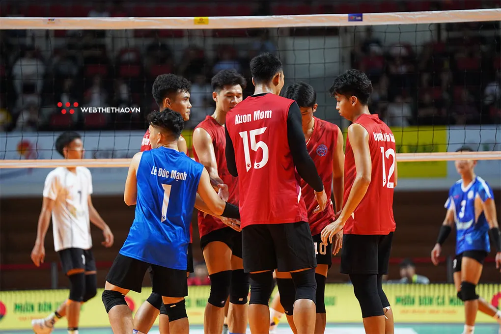 Giành trọn 3 điểm, Hà Nội tạm thời trở lại vị trí thứ 4 khi hơn Ninh Bình ở hiệu số.