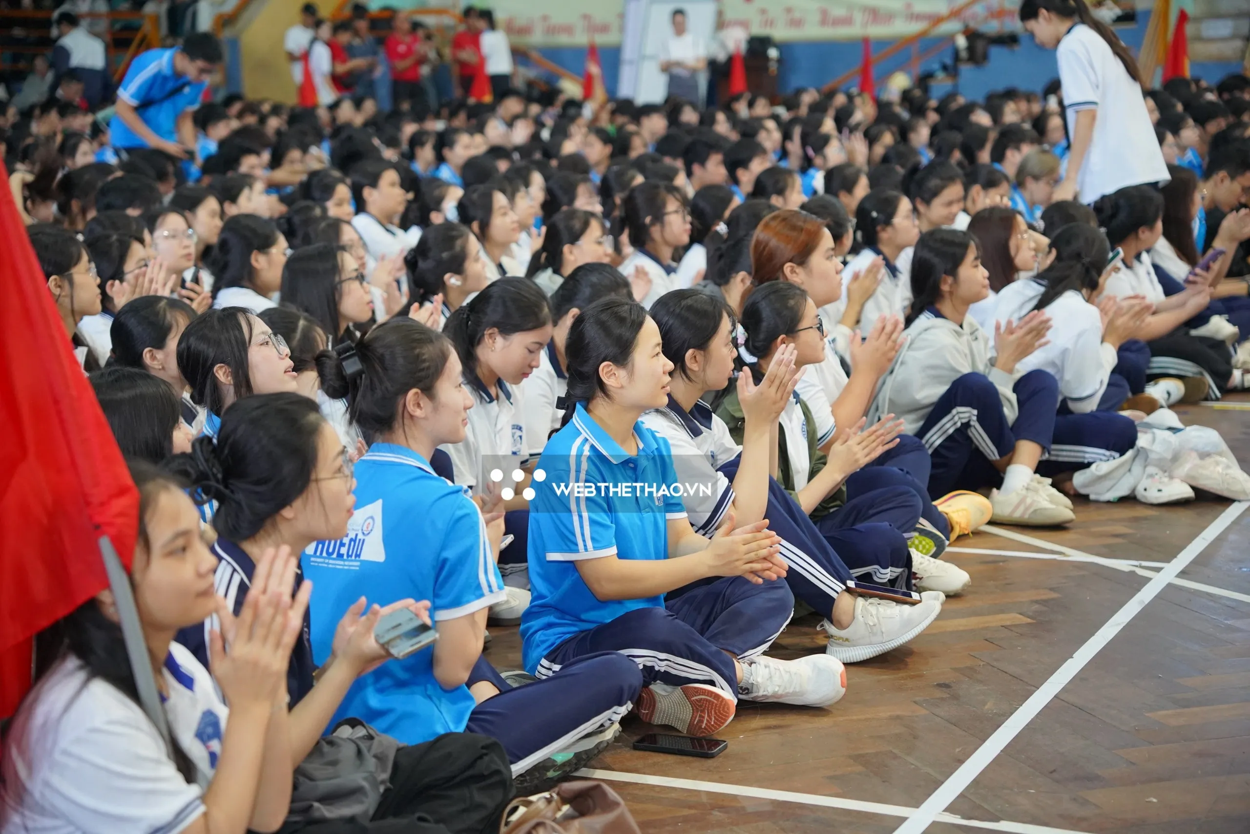 Hồi hộp trong từng nhịp thở. Ảnh: Đình Diệm