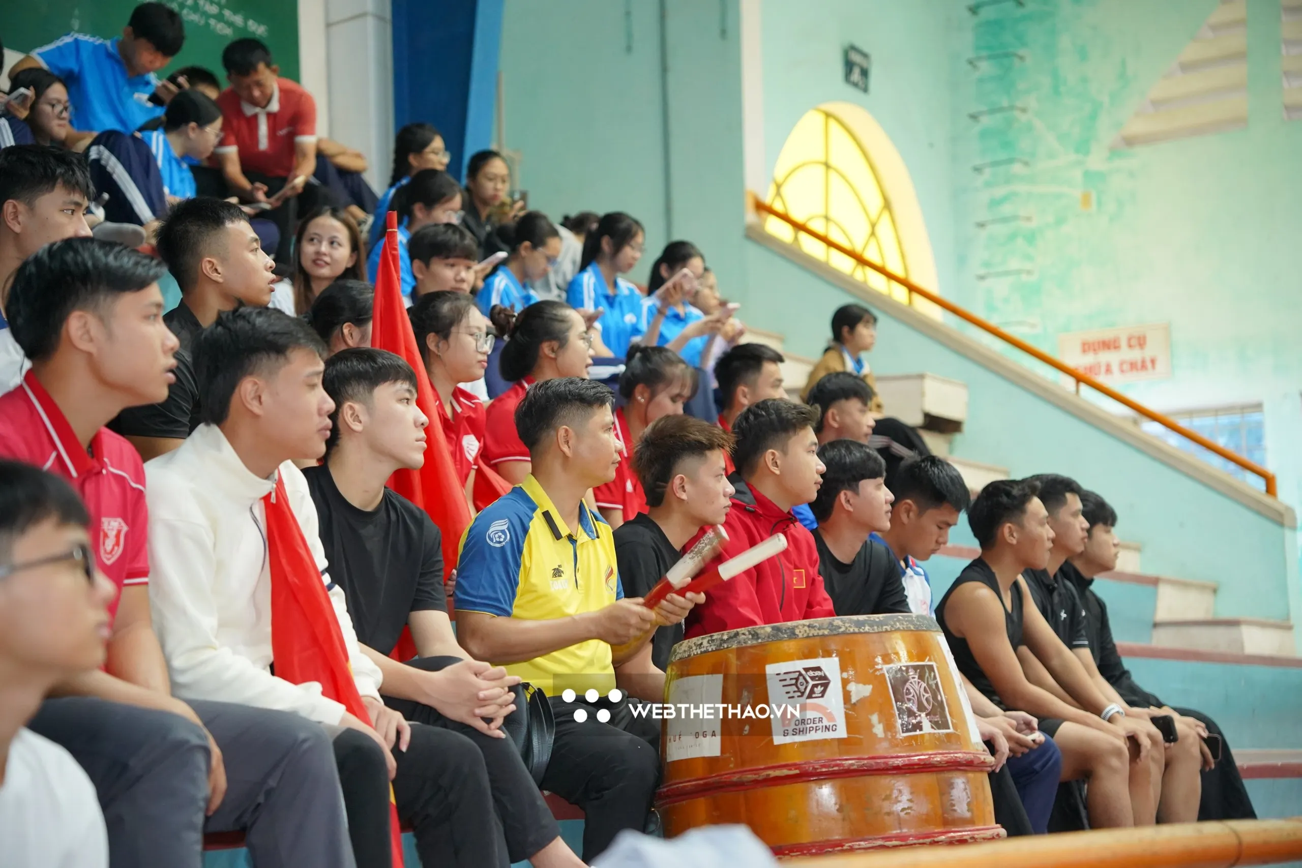 Những tiếng trống rộn ràng vang lên... Ảnh: Đình Diệm