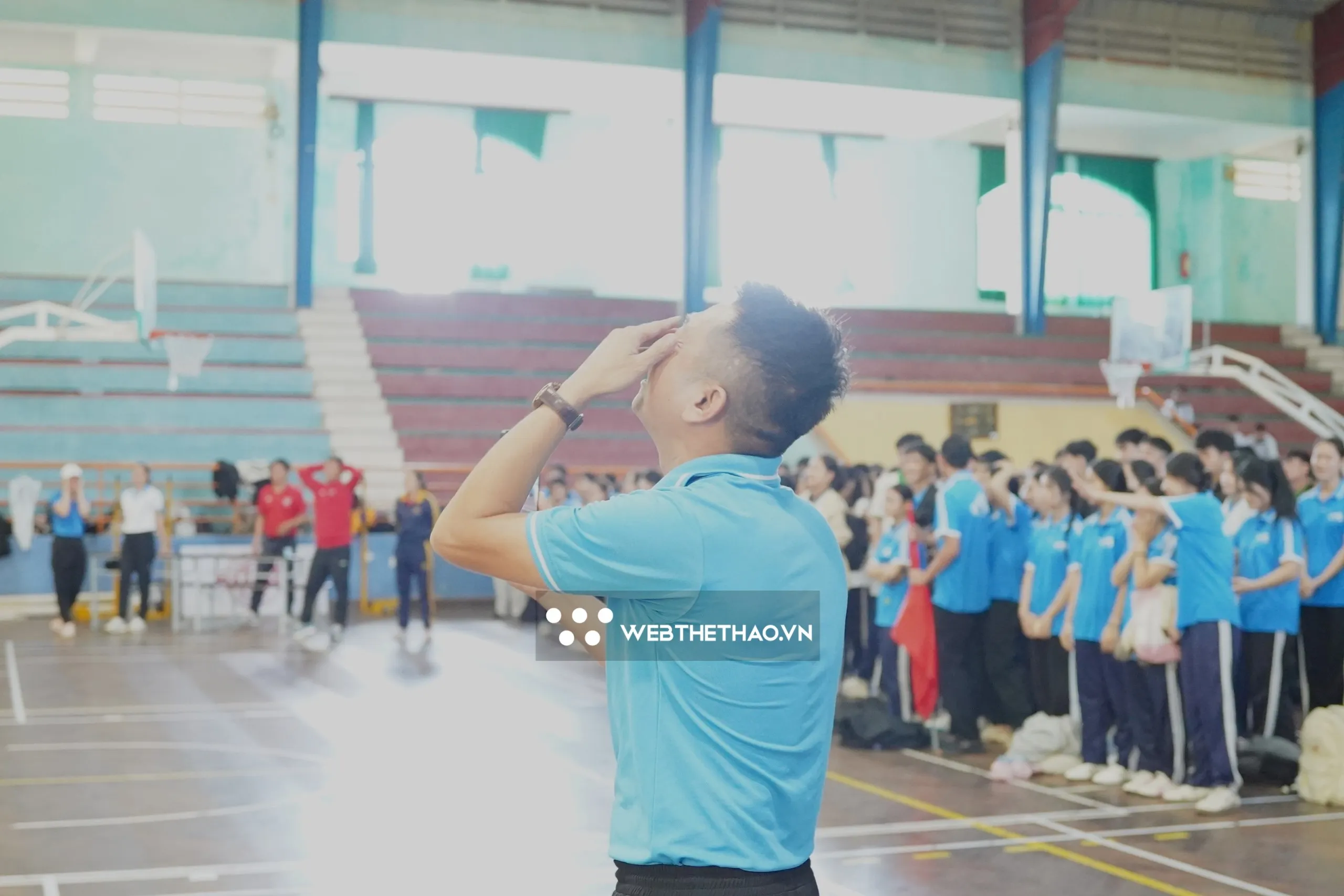 Khi bước vào loạt sút penalty cân não, cú đá của Ngụy Duy Luân bị thủ môn Anh Hào cản phá mang đến tiếc nuối. Ảnh: Đình Diệm