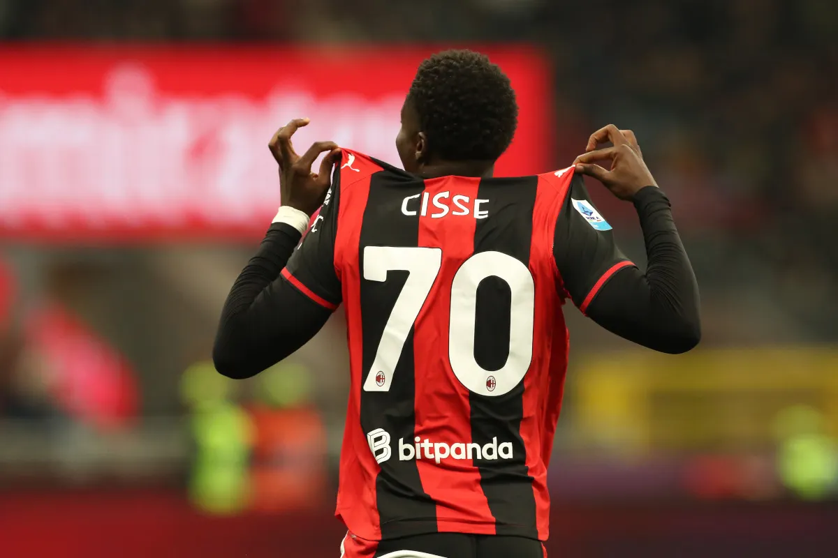 AC Milan thua Bologna trong trận đấu có 6 bàn thắng (2-4) - Ảnh: Football Italia