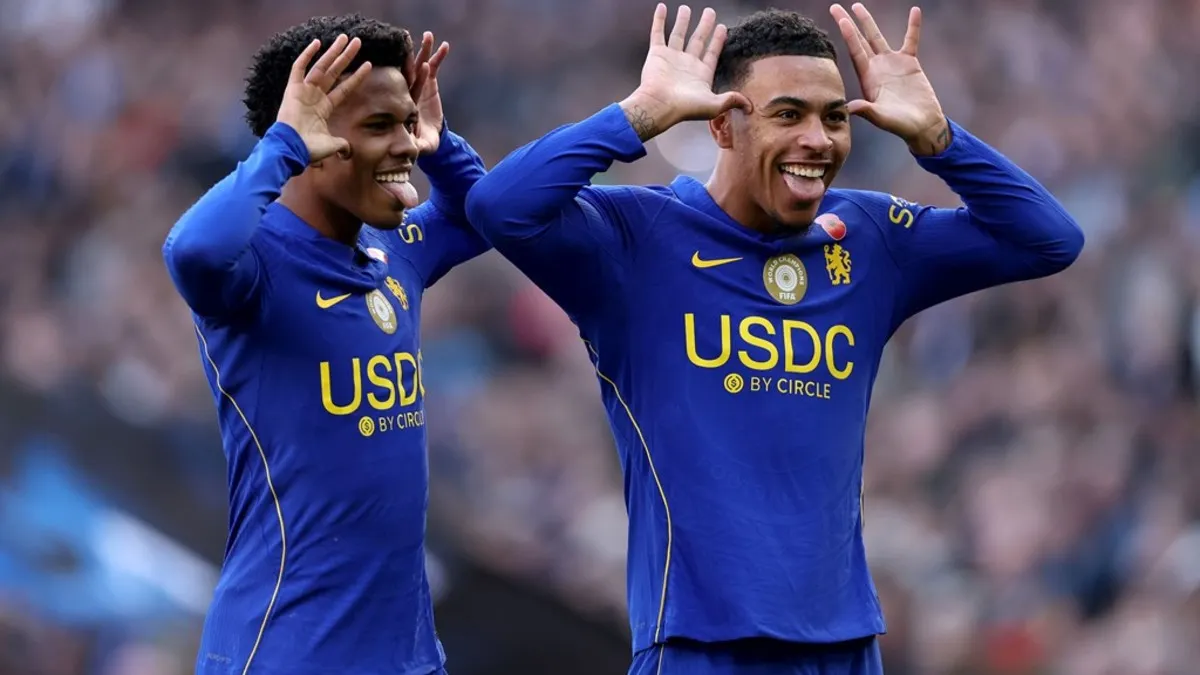 Ác mộng trong hiệp 2 khiến MU sụp đổ trước Chelsea, Carrick hoàn toàn bất lực